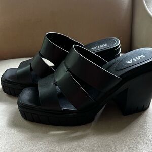 Mia heeled sandals